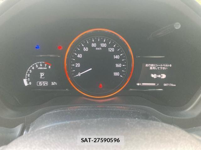 Honda VEZEL 2017-12 8415647-14
