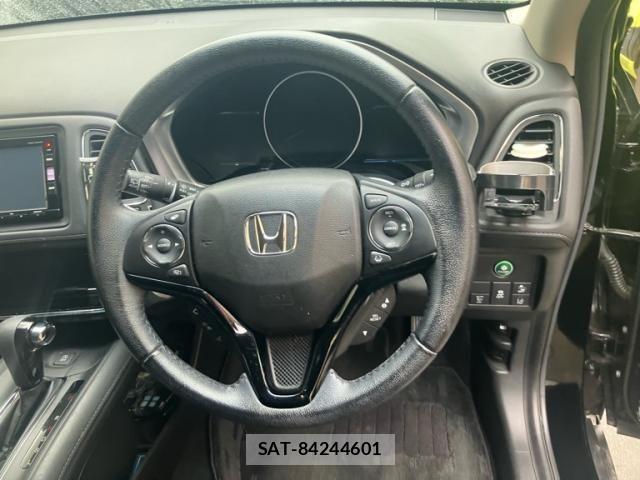 Honda VEZEL 2016-06 8415648-14