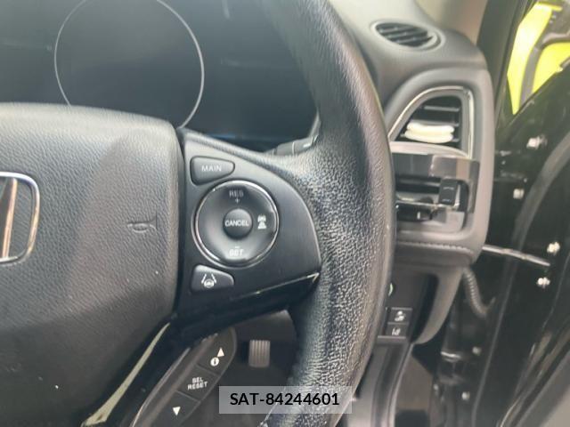 Honda VEZEL 2016-06 8415648-15