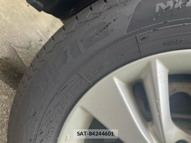 Honda VEZEL 2016-06 8415648-5