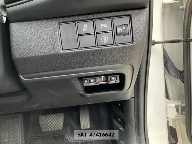 Honda VEZEL 2023-07 8415642-17