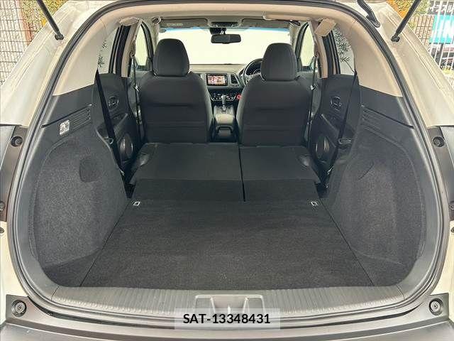 Honda VEZEL 2018-06 8415644-20