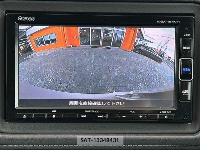 Honda VEZEL 2018-06 8415644-3
