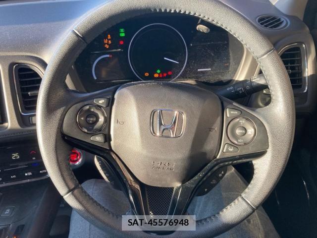 Honda VEZEL 2021-01 8415641-17