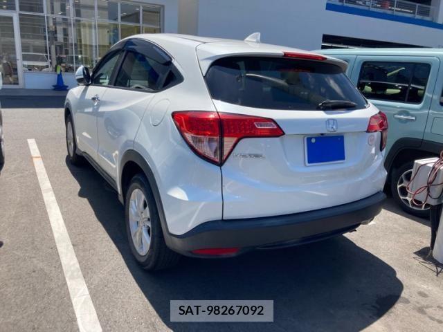 Honda VEZEL 2017-12 8458701-3