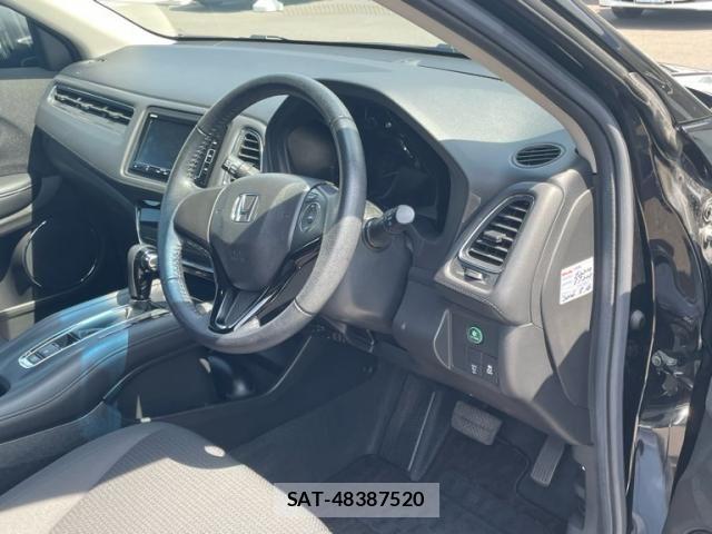 Honda VEZEL 2020-03 8527958-10