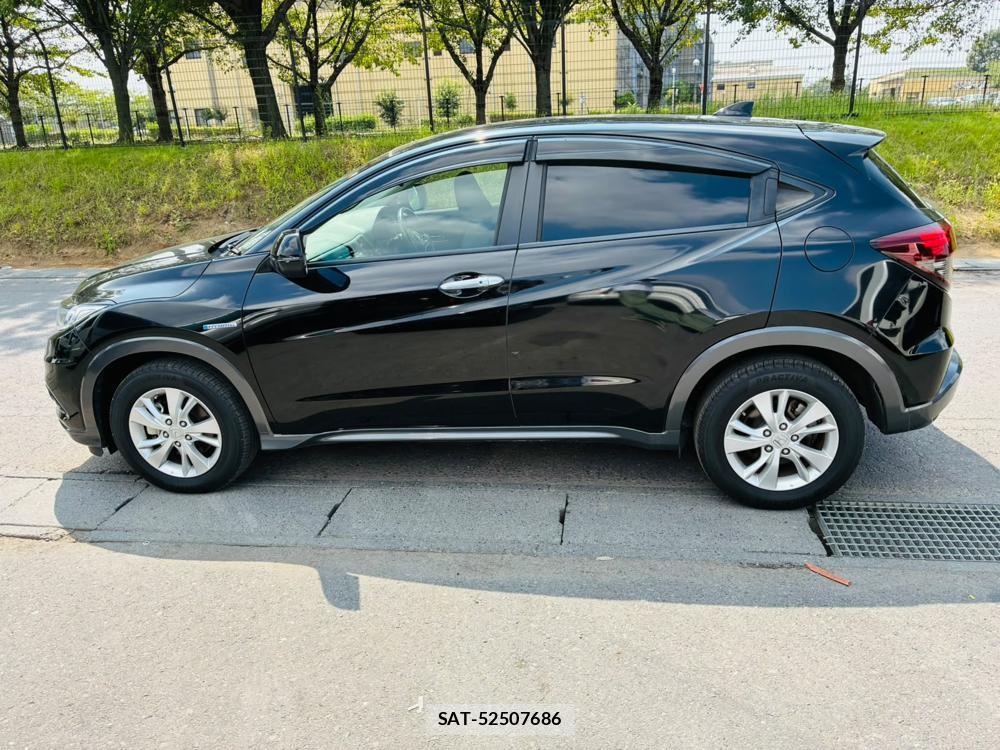 Honda VEZEL 2019-07 8363994-1