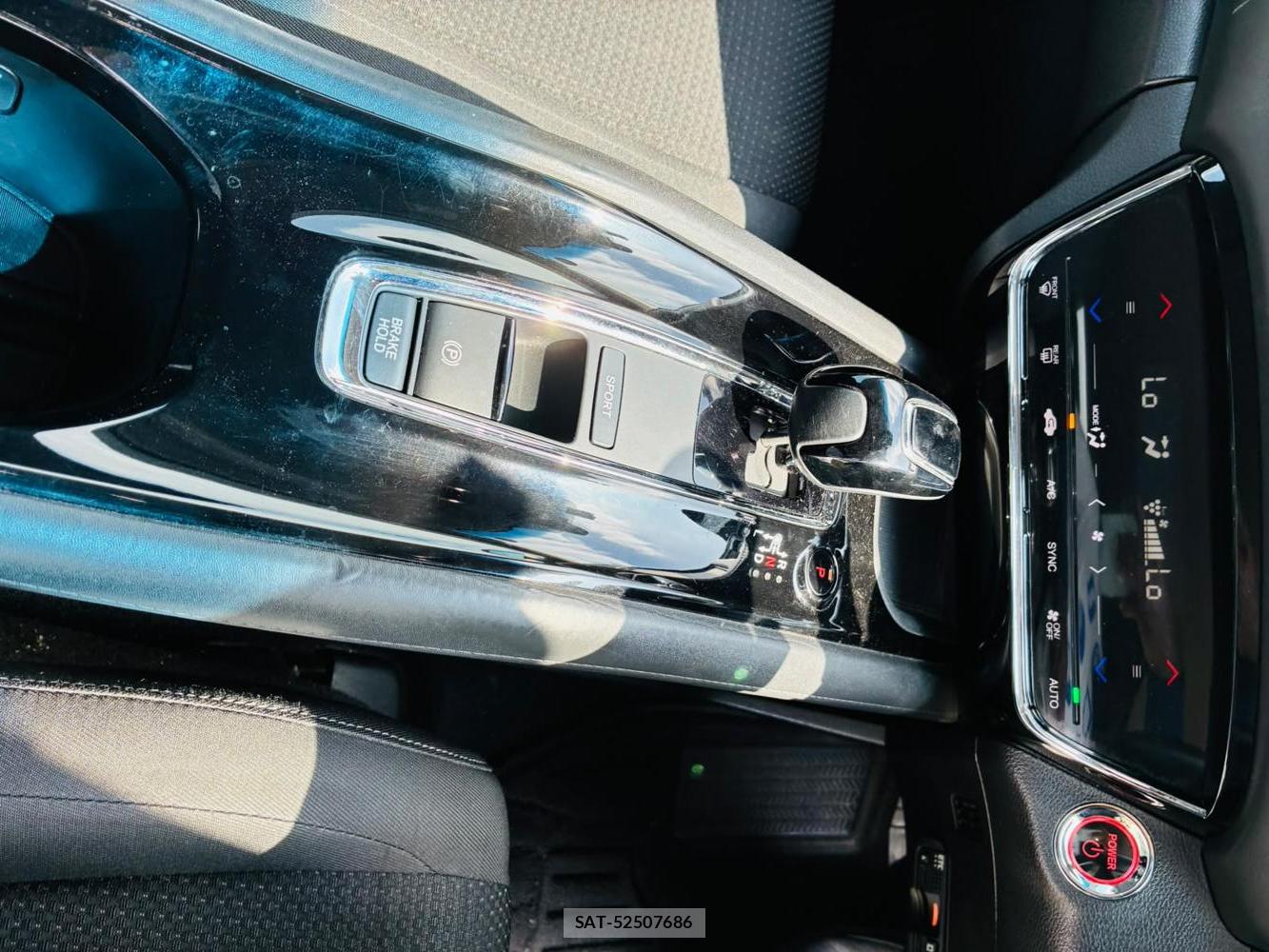 Honda VEZEL 2019-07 8363994-20