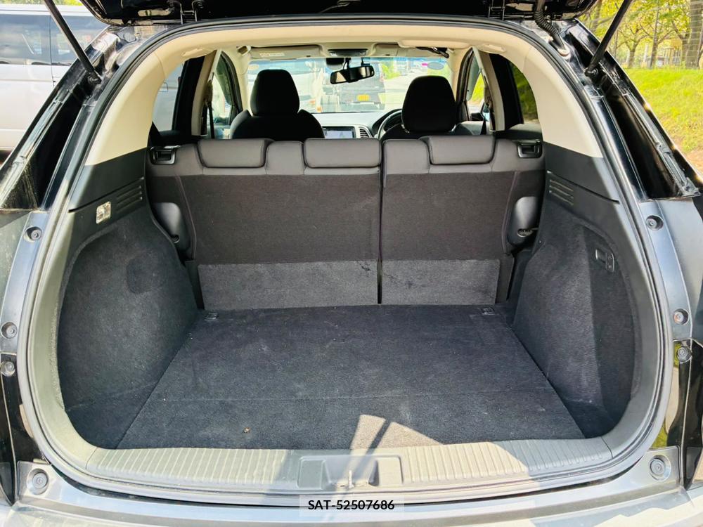 Honda VEZEL 2019-07 8363994-25