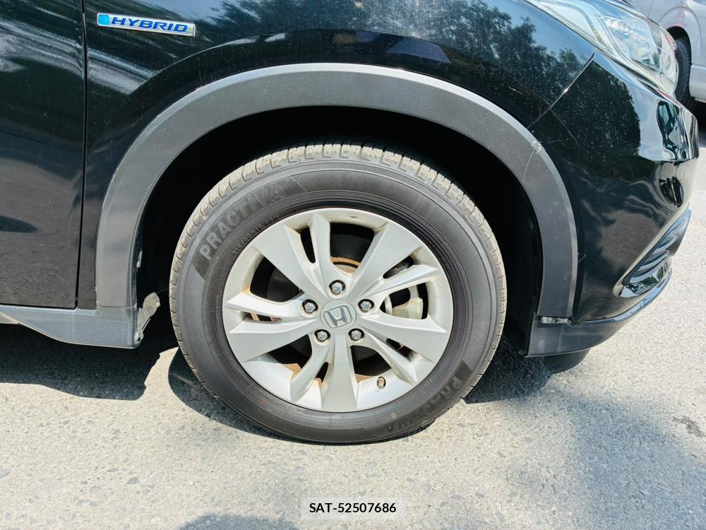 Honda VEZEL 2019-07 8363994-28