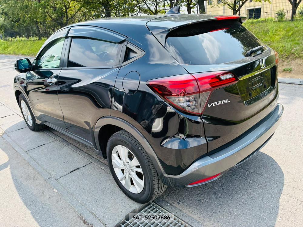 Honda VEZEL 2019-07 8363994-2