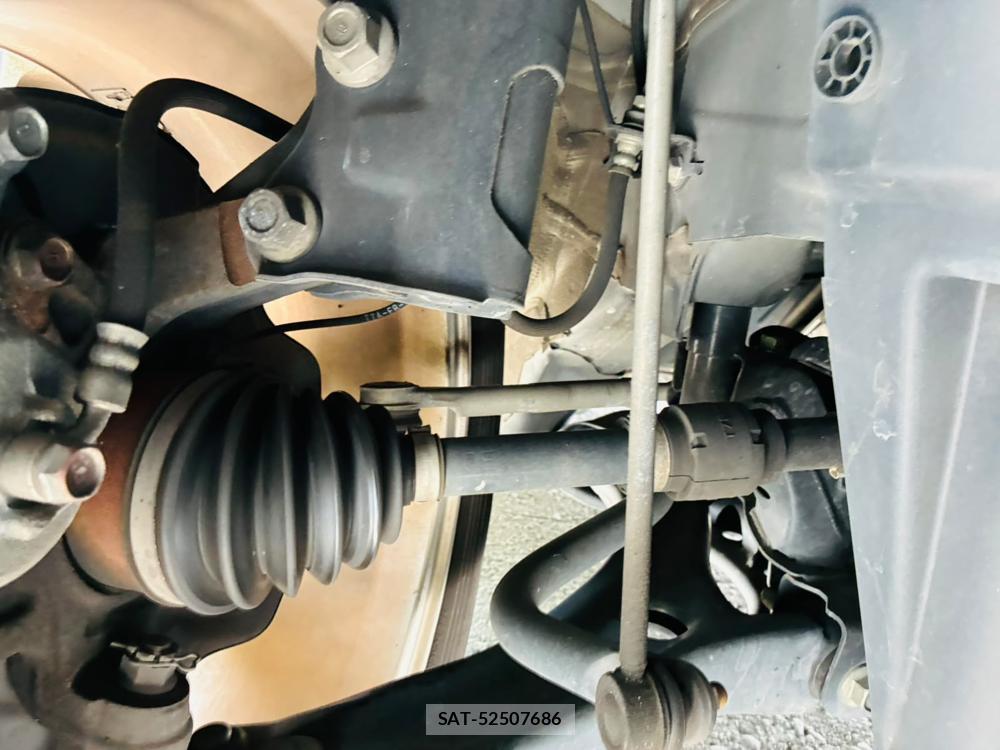 Honda VEZEL 2019-07 8363994-33