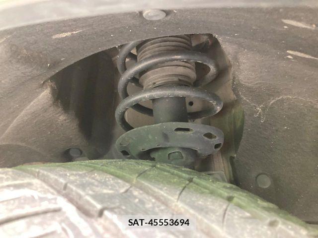 Honda VEZEL 2019-01 8527967-19