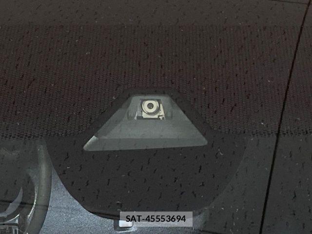 Honda VEZEL 2019-01 8527967-2
