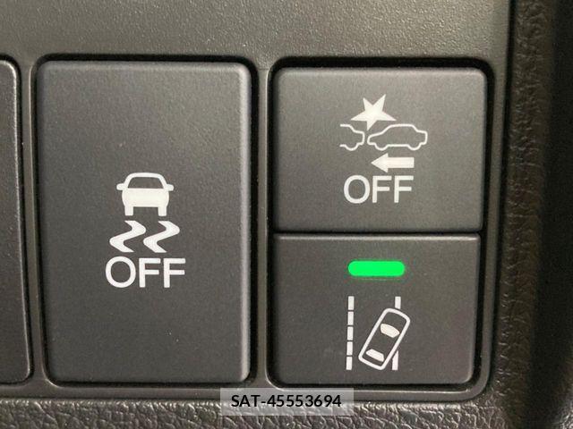 Honda VEZEL 2019-01 8527967-5