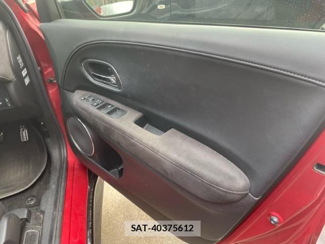 Honda VEZEL 2018-05 8563937-3
