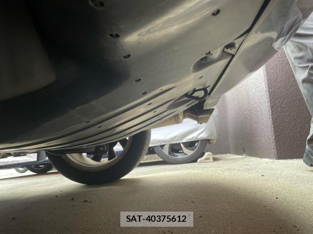 Honda VEZEL 2018-05 8563937-7