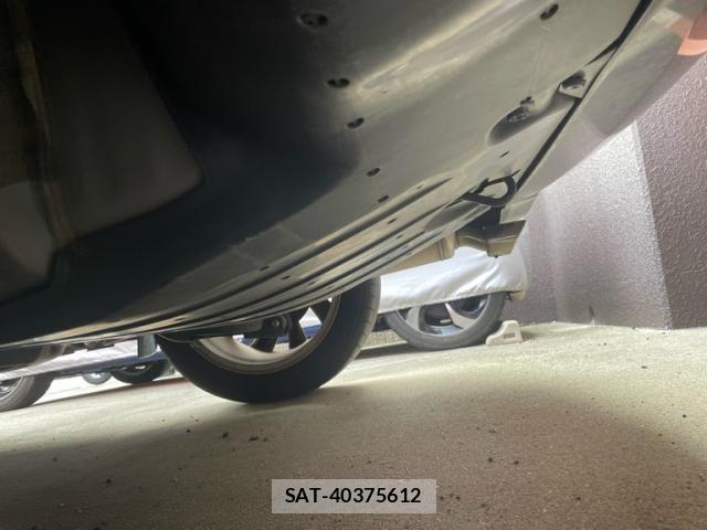 Honda VEZEL 2018-05 8563937-8