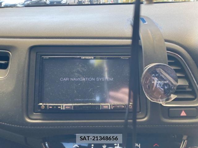 Honda VEZEL 2018-06 8563939-17