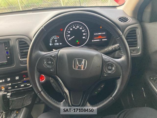 Honda VEZEL 2018-05 8563936-16
