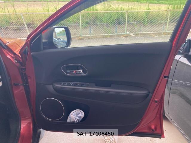 Honda VEZEL 2018-05 8563936-5