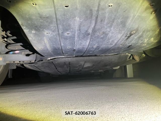 Honda VEZEL 2014-01 8629511-9