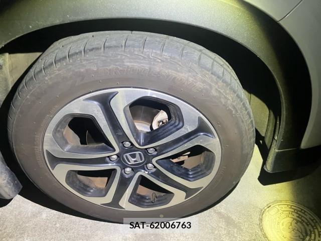 Honda VEZEL 2014-01 8629511-10