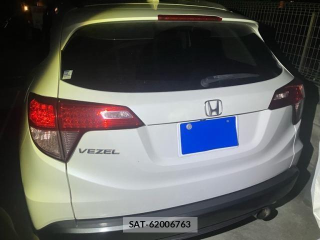 Honda VEZEL 2014-01 8629511-4