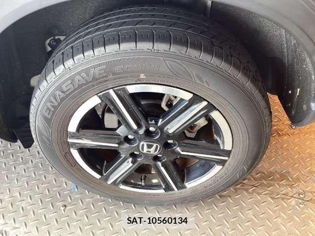 Honda VEZEL 2022-06 8629506-18