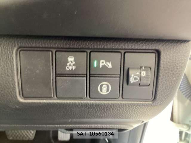 Honda VEZEL 2022-06 8629506-6