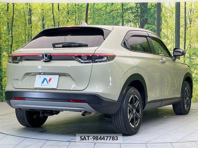 Honda VEZEL 2021-08 8629508-16