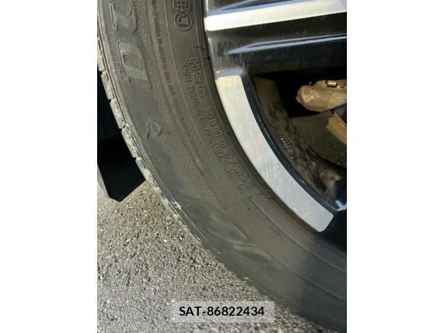 Honda VEZEL 2022-03 8667083-10