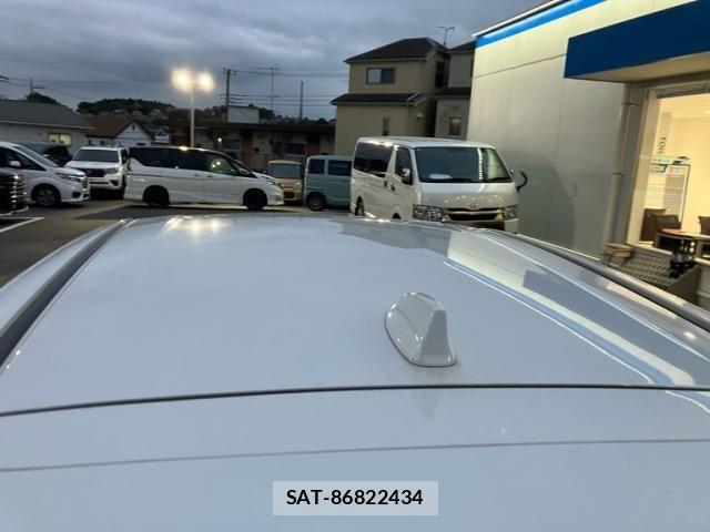 Honda VEZEL 2022-03 8667083-6