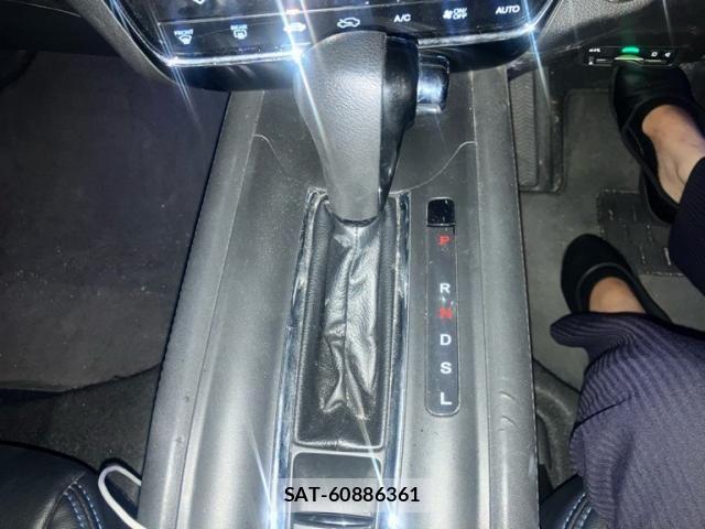 Honda VEZEL 2017-08 8667085-17
