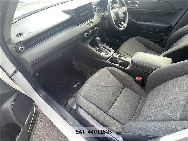Honda VEZEL 2024-01 8686841-12