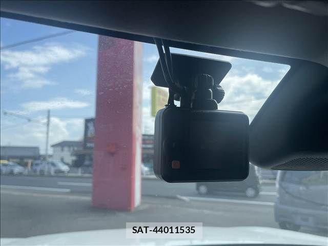 Honda VEZEL 2024-01 8686841-13
