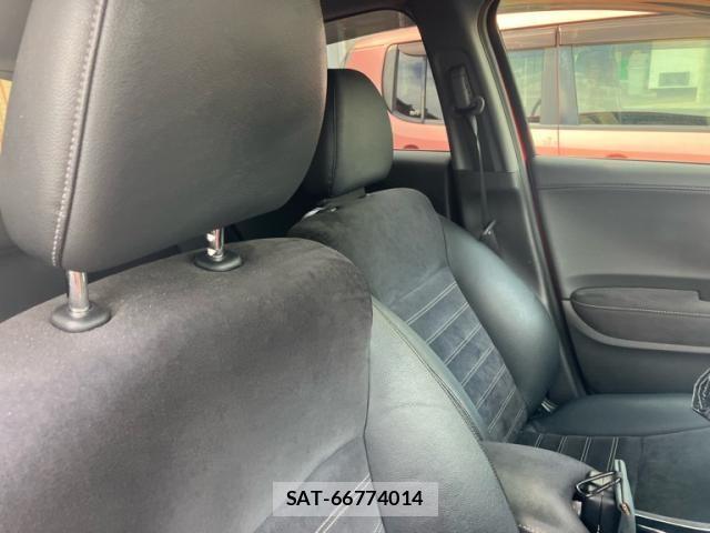 Honda VEZEL 2016-04 8686843-12