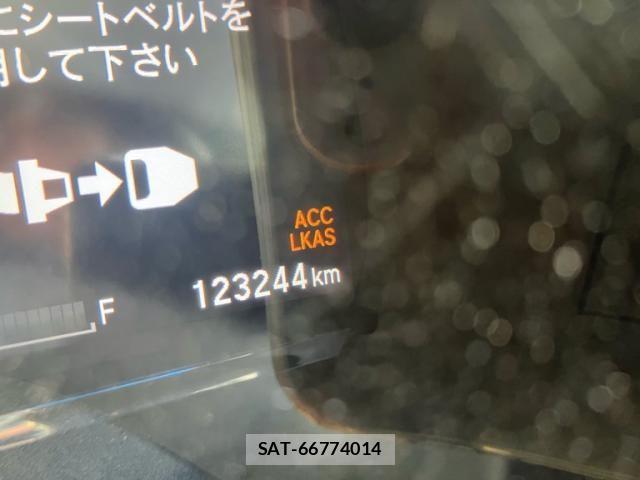 Honda VEZEL 2016-04 8686843-17