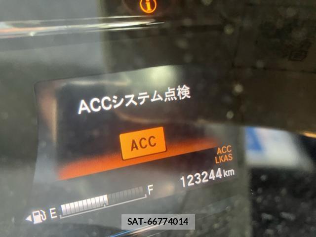 Honda VEZEL 2016-04 8686843-19