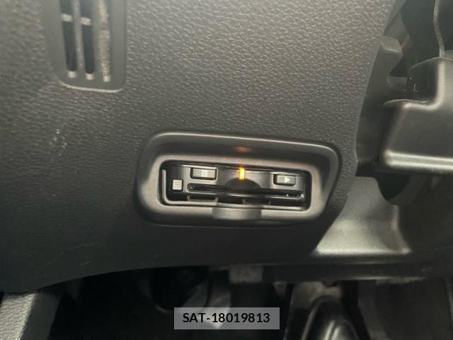 Honda VEZEL 2015-11 8746555-22