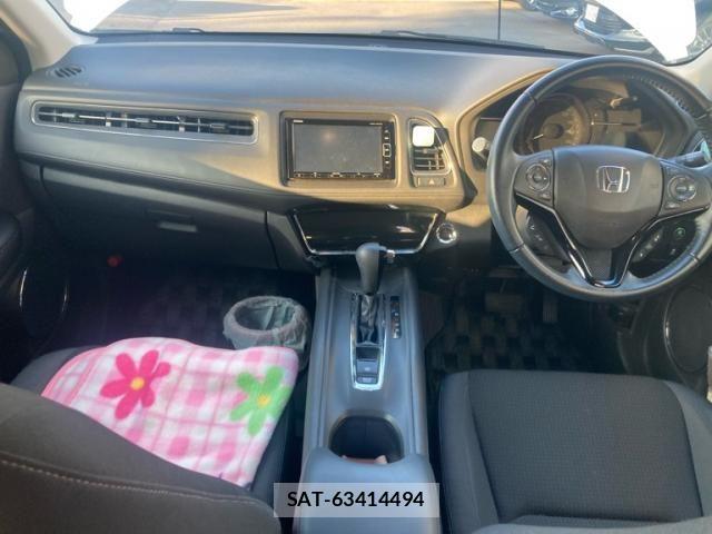 Honda VEZEL 2018-08 8746550-16