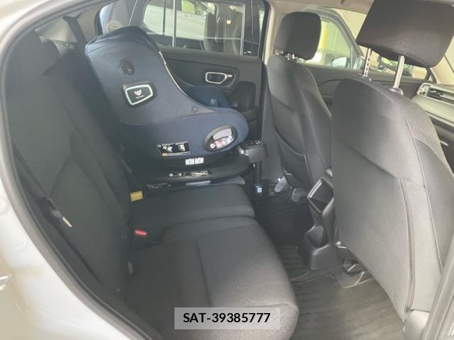Honda VEZEL 2022-07 8746547-16