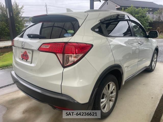 Honda VEZEL 2016-04 8746553-2