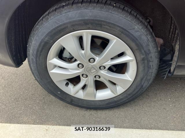 Honda VEZEL 2016-11 8746556-4