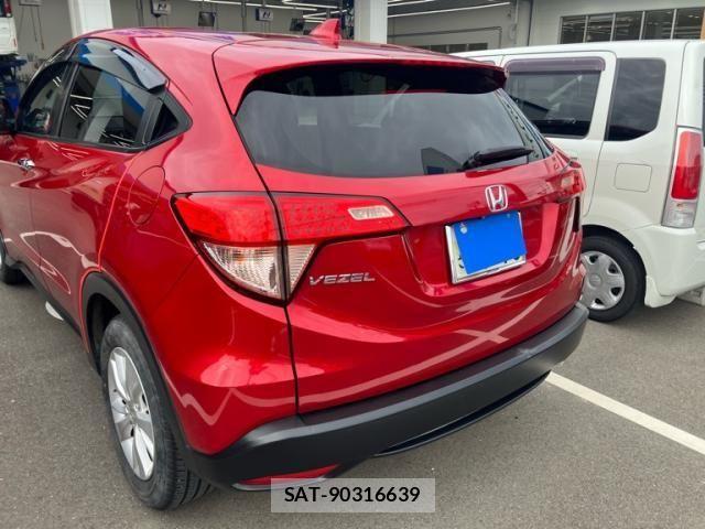 Honda VEZEL 2016-11 8746556-5