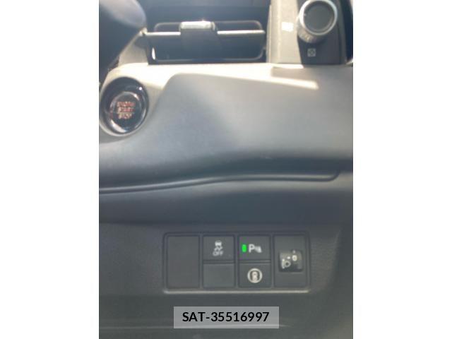 Honda VEZEL 2022-03 8746549-24