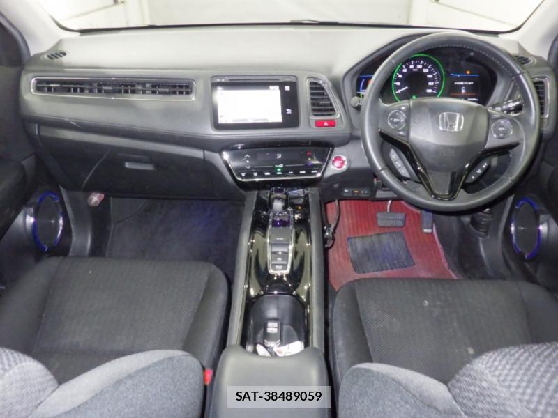 Honda VEZEL 2014-07 8732366-6