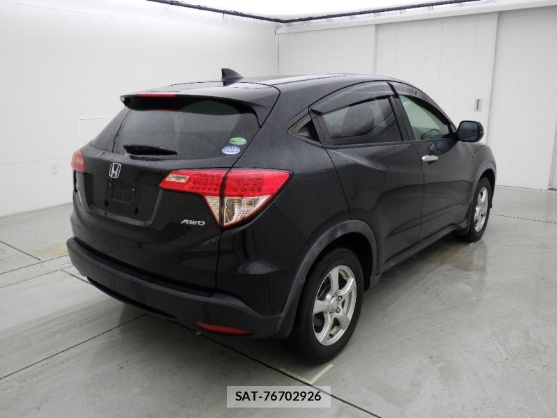 Honda VEZEL 2014-06 8732365-2