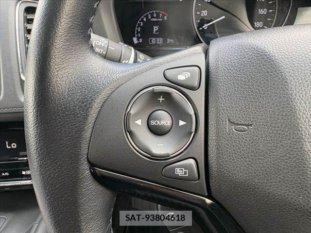 Honda VEZEL 2018-06 8782482-27