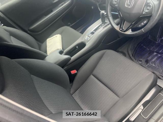 Honda VEZEL 2017-02 8797812-14